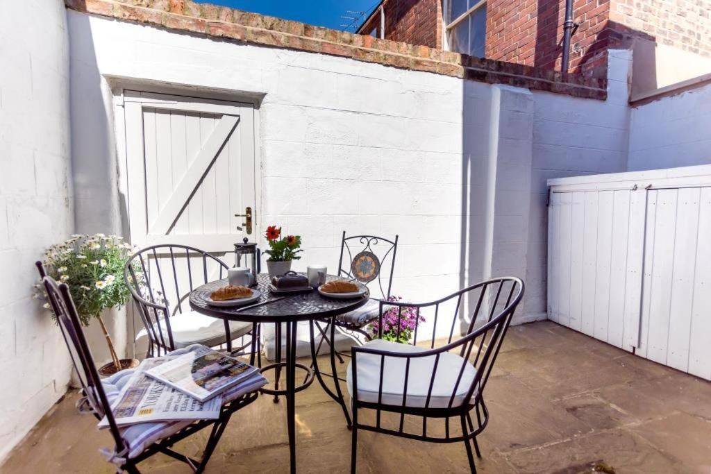 Villa 48 Fairfax Street York Exterior foto